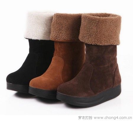 厚植绒雪地靴 给双脚温暖冬季